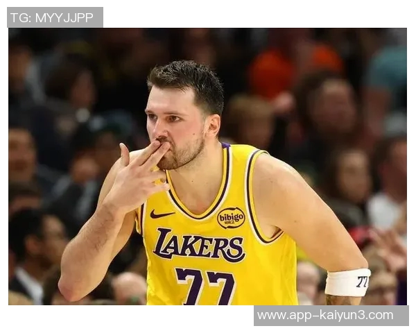 湖人失误频繁落后76人东契奇提前退场恩比德表现抢眼拿下20分5篮板